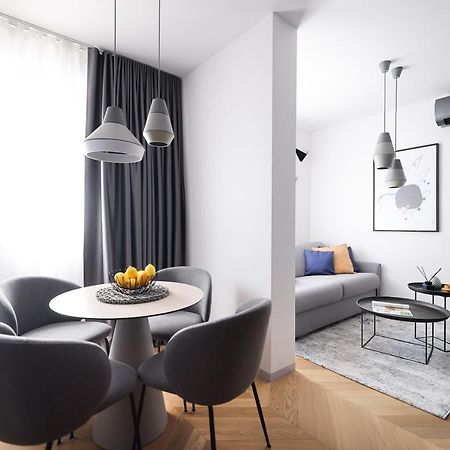 11 11 Apartment Zadar Bagian luar foto
